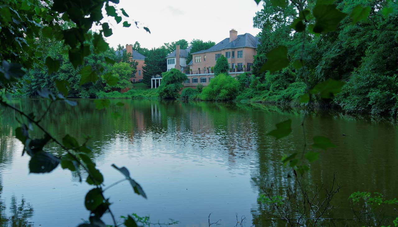 Luxury Homes in Potomac, Md. Avenel