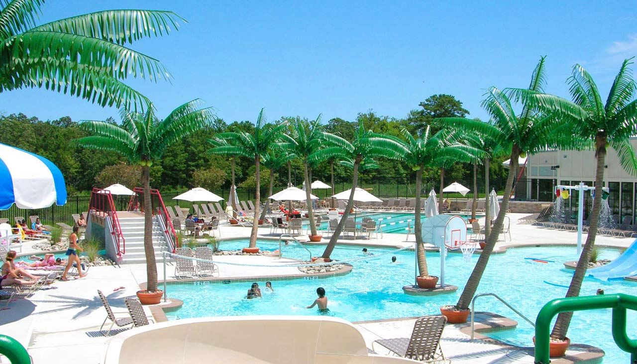 Bay Forest pool